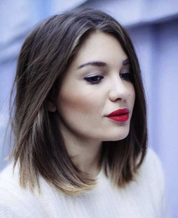 Short hair styles for women 2023