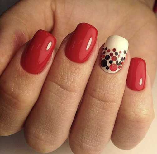 red gel nails