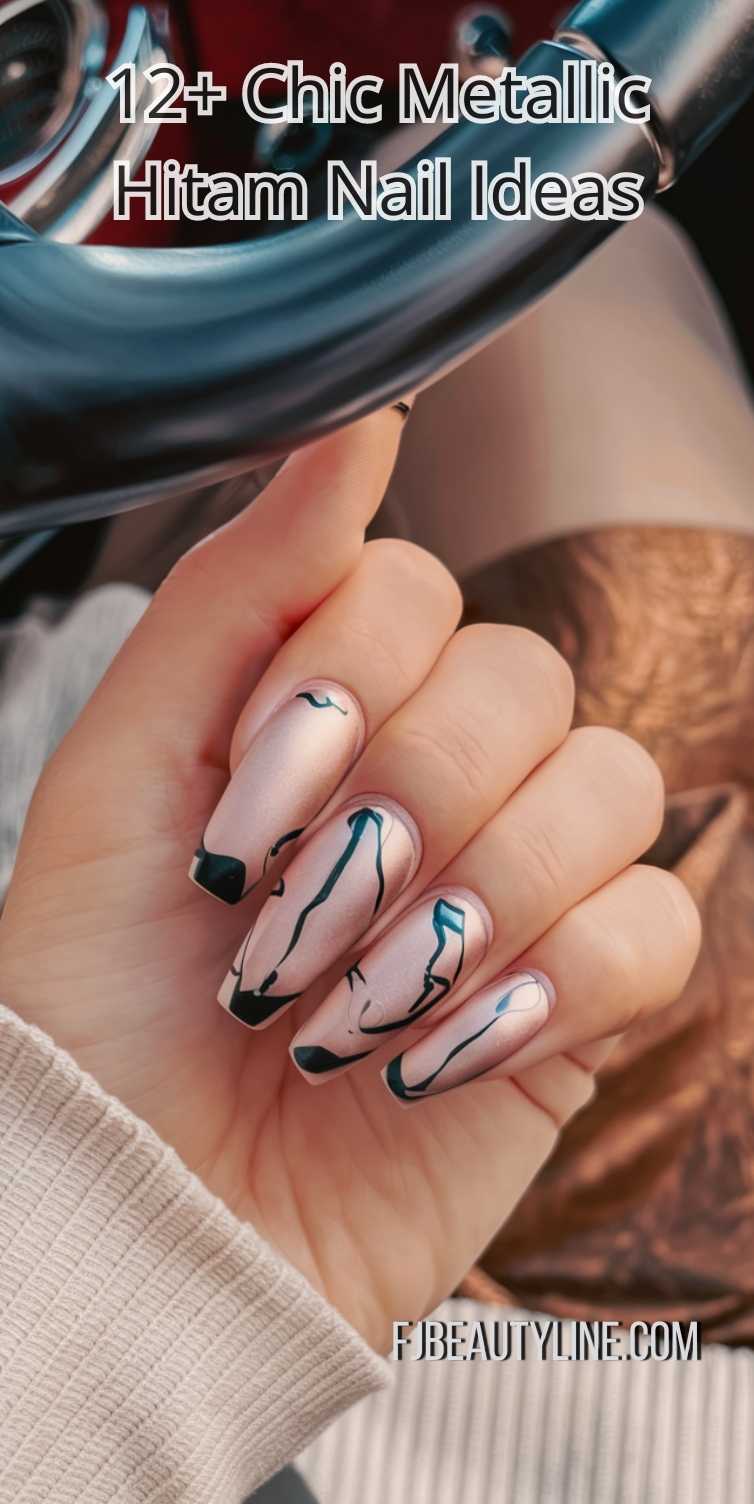 12+ Chic Metallic Hitam Nail Ideas